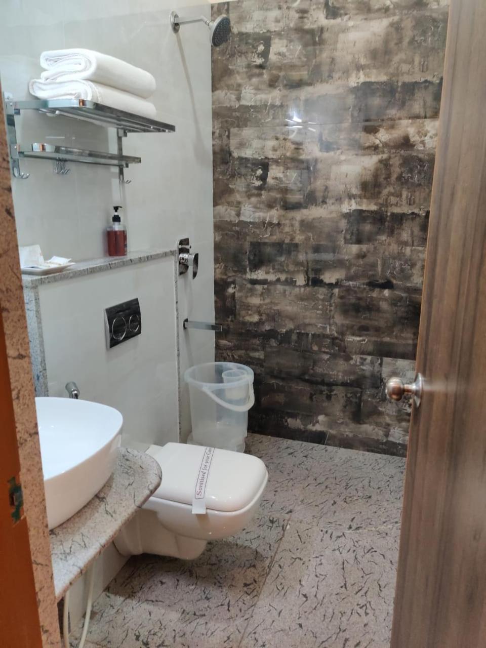 Hotel Stay Inn Bangalore Bagian luar foto